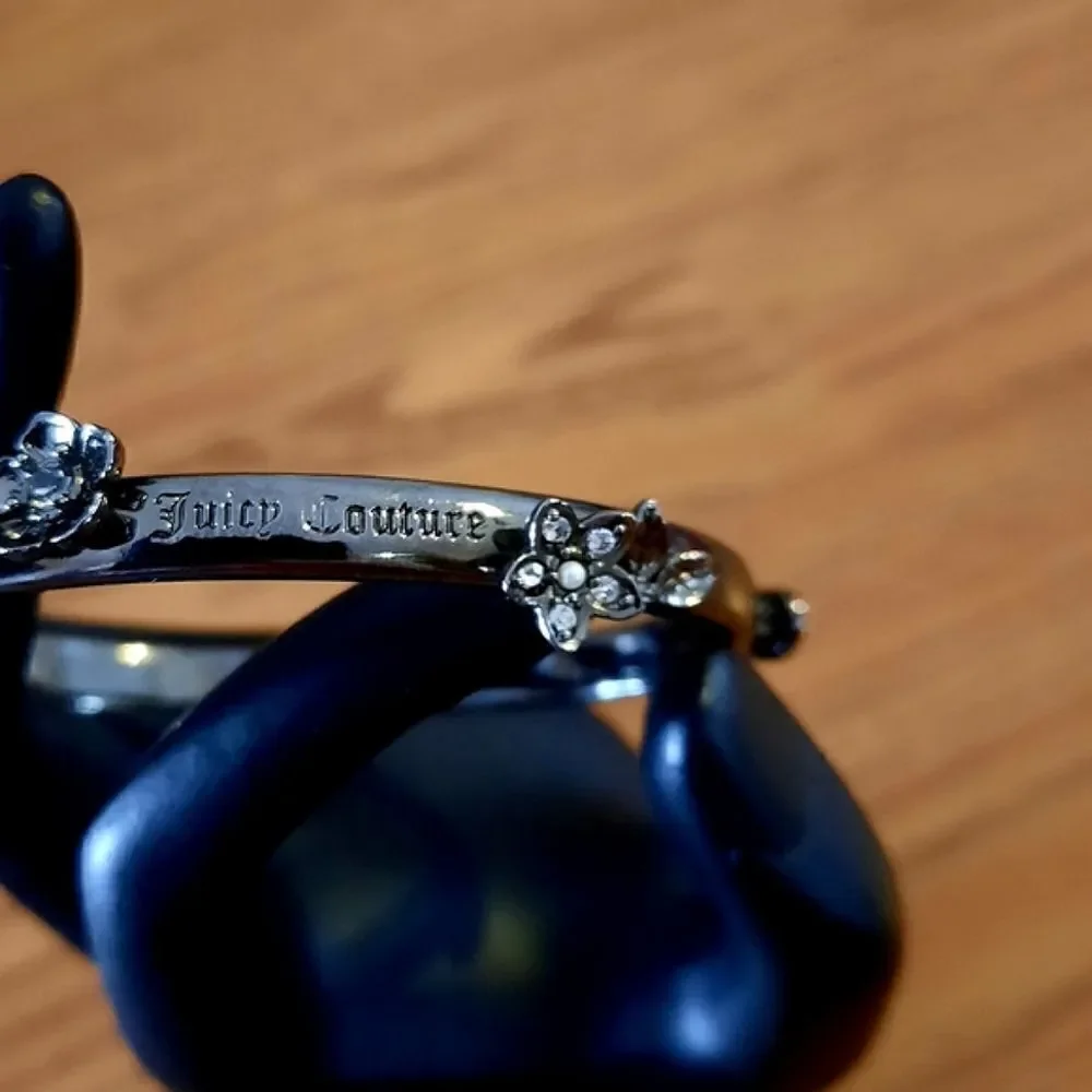 Juicy Couture item description